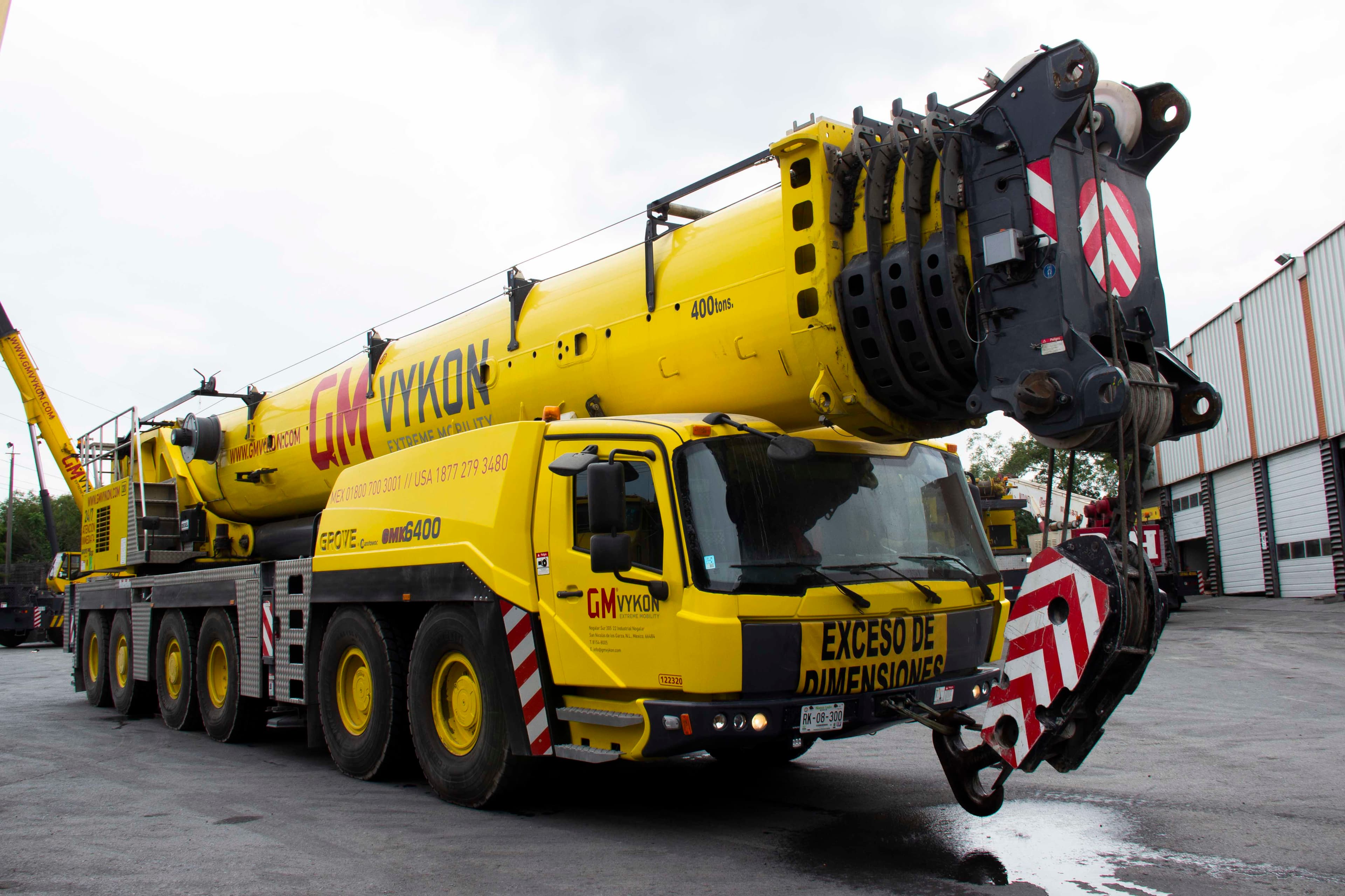 GRUA 400 TON